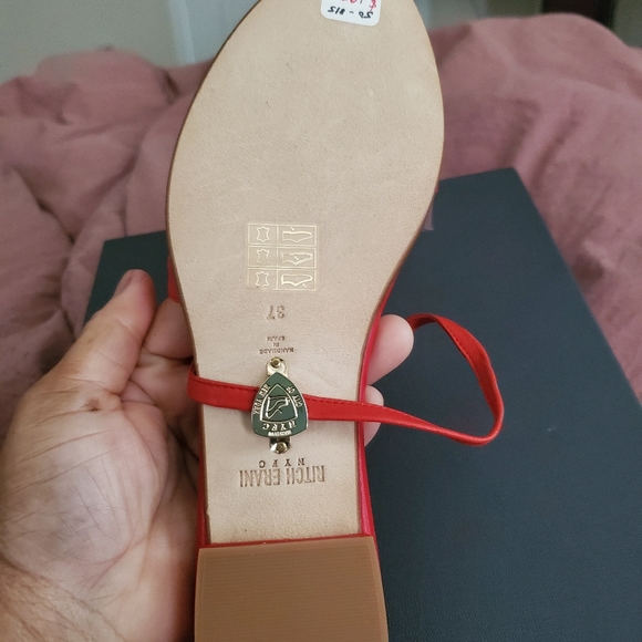 Sandals - Picture 3 of 4